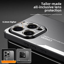 for iPhone 14 Pro Mobile Phone Case 3 in 1 Aluminum Alloy Back Panel Metal Touch Light and Stylish Design Strong Heat Dissipation Anti-Fingerprint Anti-Drop Ultra-Thin