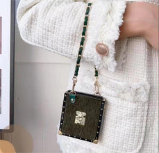 Luxury Flip Case with a chain, for Samsung Galaxy Z Flip 4 & 3